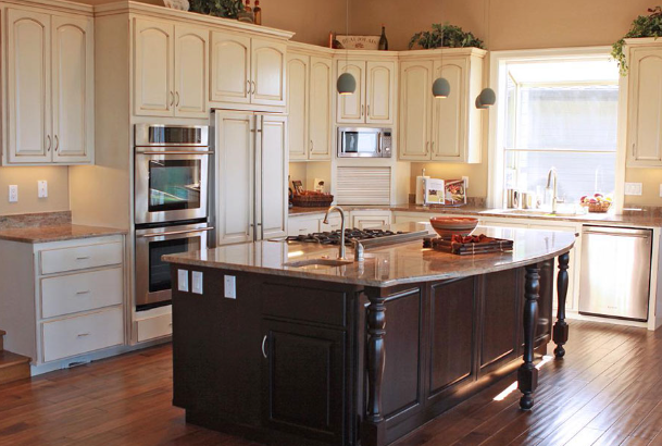 5 Things A Local Company For Cabinet Refacing Does For You In San Diego