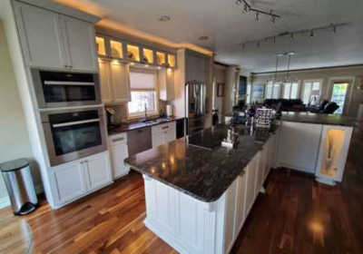 Why You Should Hire Professionals To Reface Your Kitchen Cabinets In San Diego?